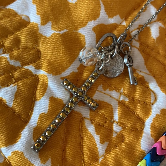 Necklaces - Picture 4 of 8